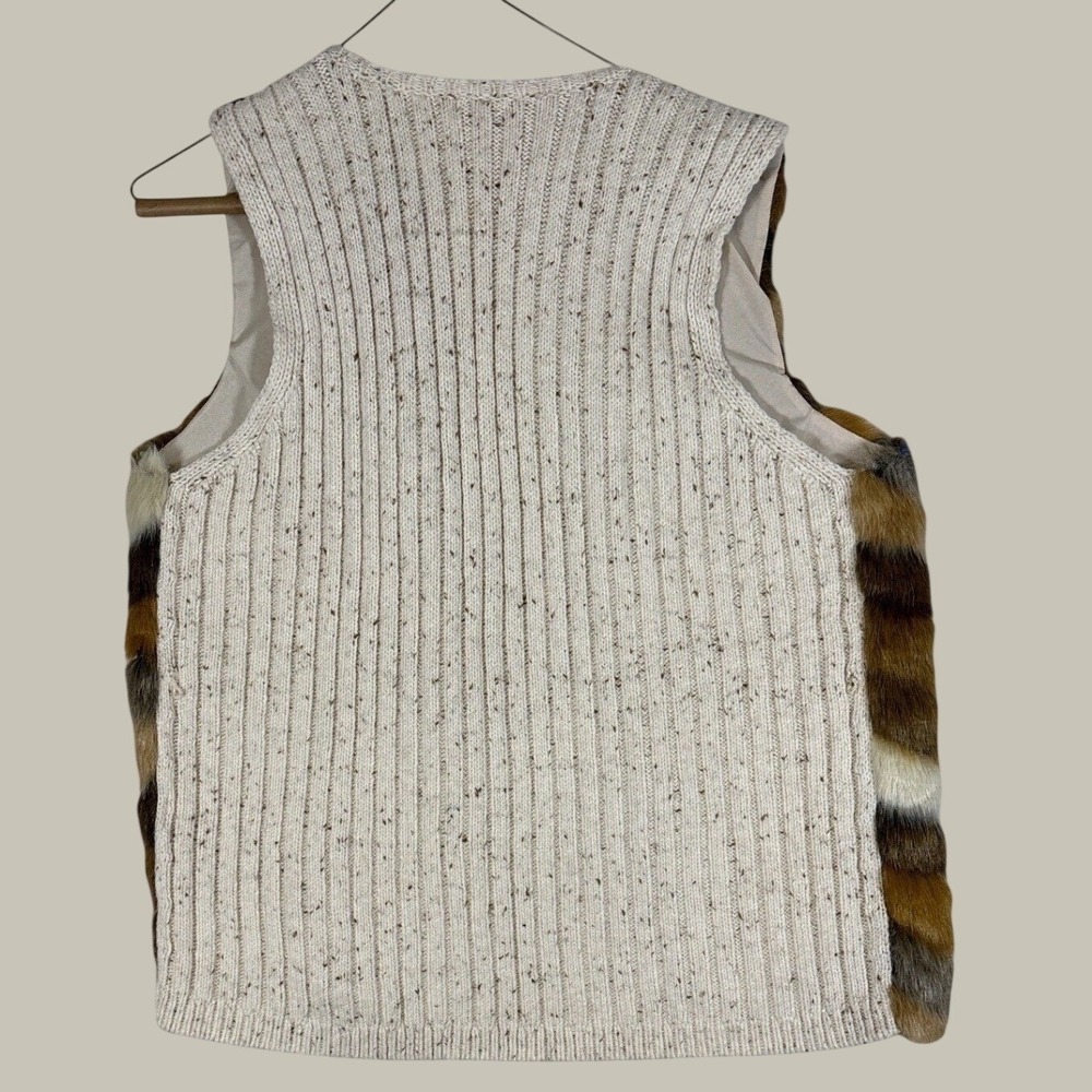 Chicos Faux Fur Knit Back Vest Chevron Brown Tan Cream Size 0 Small - Picture 2 of 5